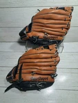 Tee Ball Gloves Macgregor Left Hand Thrower Both 10.5-INCH. Foes Nee. Fixed Price $15.99.