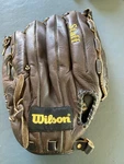 Wilson A1831 Staff Series 12" Baseball Glove Mitt Right Handed. Fixed Price $20.00.