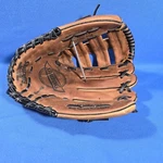 Spalding 18045 Leather Baseball/softball Glove 13.5" Rht. Fixed Price $29.97.