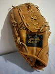 Louisville Slugger Hcb Steve Garvey Autograph Model Glove Baseball Sport LSG48. Fixed Price $8.50.