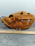 Rawlings Baseball Glove Youth Cal Ripken Jr Right Hand Thrower RGB158 9". Fixed Price $19.95.