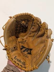 Louisville Slugger Tps GTPK-17, 12" Rht, Steerhide Leather Glove. Fixed Price $33.22.