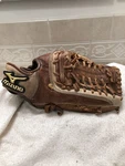Mizuno Women Tough Broken In Tight Fit 13 Softball Glove Right Throw. Fixed Price $85.00.
