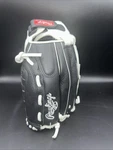 Rawlings RSO125BW 1/2 Zero Shock Sting Reduction Mitt. Fixed Price $29.99.