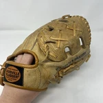 Hillerich Bradsby Louisville Slugger LSG50 Leather 10 Mitt Glove Pro Rht. Fixed Price $14.99.