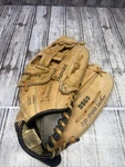 Dudley DSG9 14 Rht Top Grain Leather Softball Glove Handcrafted Overlap Closure. Fixed Price $29.99.