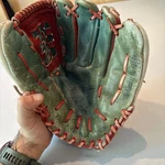 Vintage Rawlings GJ62 11" Roberto Clemente Baseball Glove Rht Red/green Hof. Fixed Price $105.00.