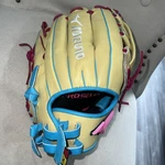 Mizuno Pro Select 12 Fastpitch Glove Rht (GPSF-10DTB). Fixed Price $195.00.