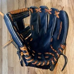 Mizuno Select 9 Infield Baseball Glove 11.25" Rht. Fixed Price $60.00.