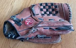 Rawlings RBG26 Fastback 12.5" Leather Baseball Softball Glove - Right Hand Throw. Fixed Price $14.99.