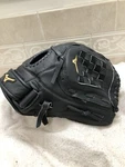 Mizuno MMX-123P Well Padded Baseball Softball Glove Right Hand Throw Nwotags. Fixed Price $75.00.