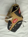 Rawlings Youth Baseball Glove - 10 Inches BLLE129 The Gold. Fixed Price $20.00.