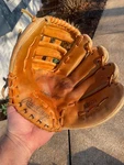 Rawlings RBG75 Wade Boggs Signature Model. Fixed Price $25.00.