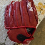 Rawlings Highlight Series H105S Red Leather Baseball Softball Glove Basket-web. Fixed Price $17.95.