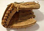 Nesco 8040 Baseball Glove Pro-player Model Top Grain Cowhide Deep Scoop Pocket. Fixed Price $11.18.