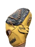 Nwot Franklin Field Master Series 22601 - 12 Cfs Rht Softball Glove New. Fixed Price $12.99.