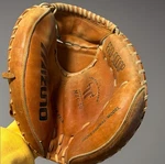 Mizuno Pro Scoop, Max Flex Model Mzc 20 Steerhide Leather Baseball Mitt Rht. Fixed Price $49.99.