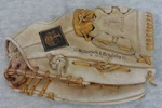 Hillerich & Bradsby Louisville Slugger Glove Mitt Softballer LSG15 Vintage Rht. Fixed Price $18.44.