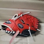 Rawlings Player Series PL90SN Tee Ball Glove - Right Hand Throw Red. Fixed Price $11.15.