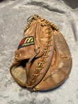 Mizuno Pro-scoop Leather Catchers Glove Mitt Model MT1050 Max Flex Rht. Fixed Price $28.95.