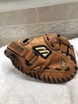 Mizuno MPM-C002 Unisex Fully Broken In 34 Softball Catchers Mitt Right Throw. Fixed Price $110.00.