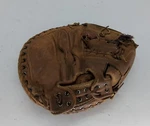 Wilson A2402 Professional Model Catchers Mitt Righty Nylon Stitched Usa C3. Fixed Price $18.81.