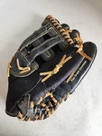 Champion Sports CBG960 Baseball Softball Glove Mitt Top Grain Cowhide Black. Fixed Price $24.50.