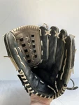 Louisville Slugger Tps Helix Series 14" Baseball/softball Glove MODEL:HS1400 Rht. Fixed Price $34.99.