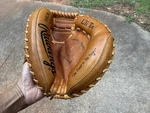 Rht Rawlings RCM40 Lance Parrish Baseball Glove Catcher's Mitt Deep Well Pocket. Fixed Price $40.00.