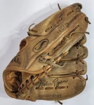 Vtg. Spaulding Baseball Glove Nolan Ryan Model #42-6115 Right Handed Thrower. Fixed Price $31.77.
