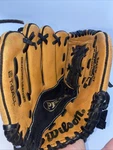 Wilson T-ball A2495 Pro Baseball Glove 10 Flex Leather Lht. Fixed Price $8.99.