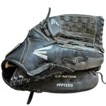 Easton Prowess PFP1250 12.5 Fastpitch Softball Glove Rht Genuine Leather. Fixed Price $29.99.