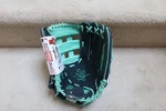 Rawlings Nwt R2G Heart Of The Hide Rht 12 3/4" Baseball Glove PRORAJ99N. Fixed Price $280.00.