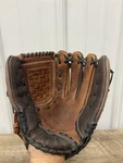 Rawlings Renegade Baseball Glove R125BRB 12.5" Right Hand Thrower. Fixed Price $20.23.