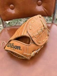 Vintage Wilson Jim "catfish" Hunter A2185 Baseball Glove Nice Condition. Fixed Price $22.36.