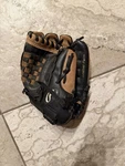 Rawlings PM105RB 1/2 Baseball Glove. Fixed Price $5.00.