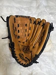 Wilson Xxl Oversized Pocket Leather Softball Glove 1/2 A0525XL135 Rht. Fixed Price $79.00.