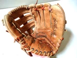 Spalding Classic 42-237 Ez Flex Rht Top Grain Leather 12" Softball Glove Vtg. Fixed Price $17.95.