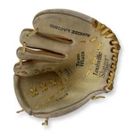 Vintage Louisville Slugger Taiwan LSG70 10" Leather Glove Hillerich & Bradsby. Fixed Price $15.98.