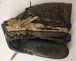 Mizuno Mpm 1301 Premier Pro Series Glove Mitt Right-hand Thrower Power Lock. Fixed Price $24.00.