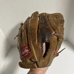 Rawlings RTD33 11.5 Baseball Glove Rht Larry Walker Right Hand Throw. Fixed Price $49.99.