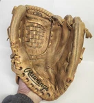 Rawlings Baseball Glove Robin Yount Model 8526. Fixed Price $22.95.