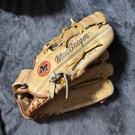 Macgregor 2497C Full Grain Steerhide Big Baseball Glove Right Hand Throw. Fixed Price $19.95.