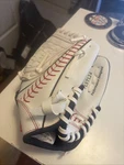 New-st Louis Cardinals Rawlings Right Handed Kids Baseball Glove 6/30/24 Sga. Fixed Price $19.99.