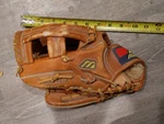 Mizuno Baseball Glove Left Hand Throw Flex Palm Fits Right. Fixed Price $30.00.