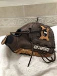 Louisville Tpx Air Defense Very Clean 12 Baseball Softball Glove Right Throw. Fixed Price $85.00.