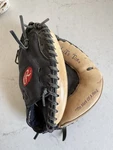 Rawlings Catchers Mitt Glove RCM30TMD Lite Toe Black Tan Leather Rht. Fixed Price $45.00.