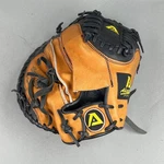 Akadema APM42 Praying Mantis Series 32.5" Right Hand Thrower Catchers Mitt. Fixed Price $164.99.
