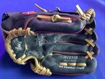 Rawlings H1051B Youth Baseball Glove 10.5 Leather Shell Rht Just Buy It. Fixed Price $5.00.