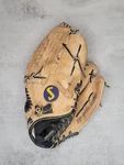 Spalding 12.5" Baseball Softball Glove Rht Professional Series Aeroback 44-079. Fixed Price $24.99.